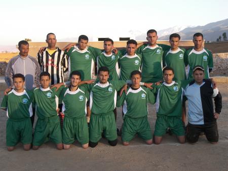 voila l-equipe du kawkab amizmiz